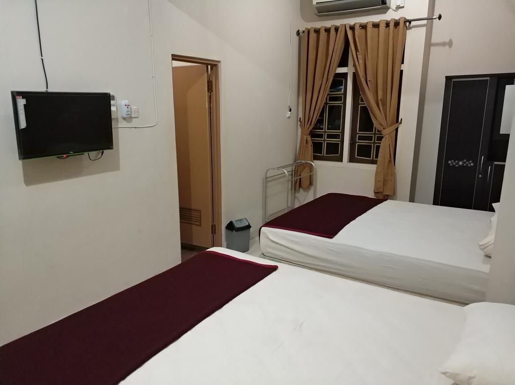 Diaga Grha Hotel Yogyakarta Exterior photo