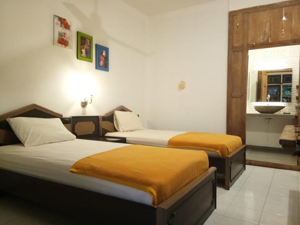 Diaga Grha Hotel Yogyakarta Exterior photo